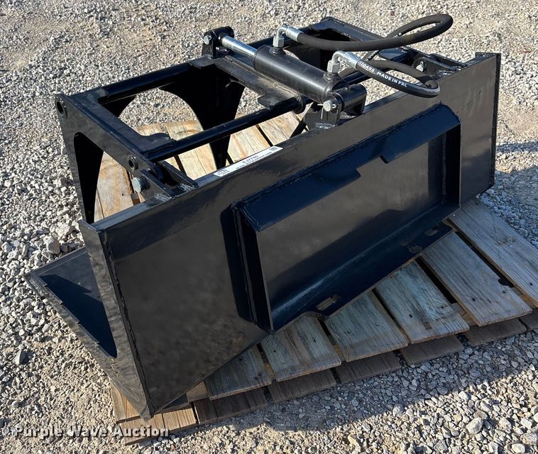 image for item EJ7740 2025 GIYI GY X-PG44C compact utility loader grapple bucket