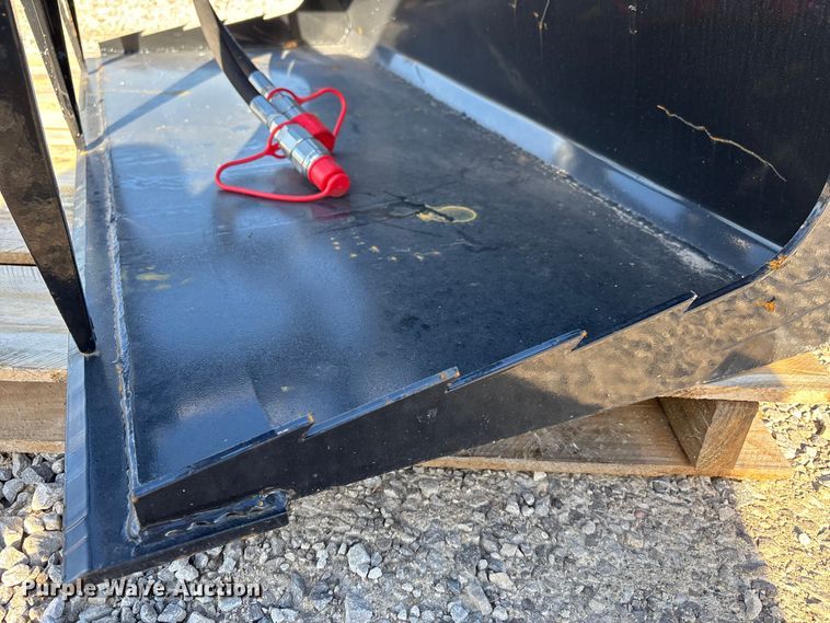 image for item EJ7740 2025 GIYI GY X-PG44C compact utility loader grapple bucket