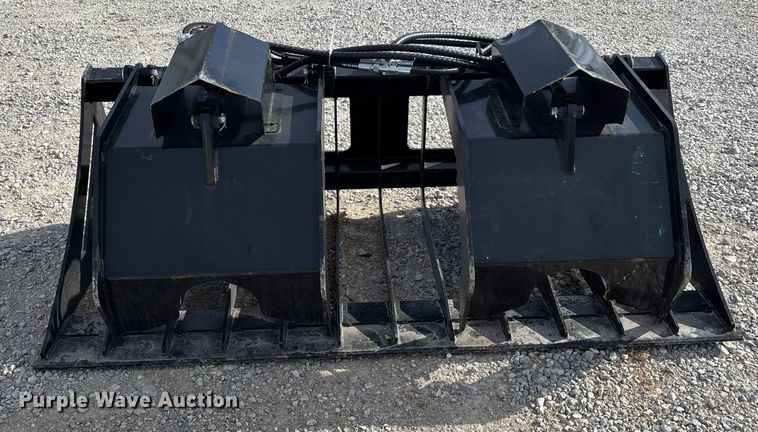 image for item EJ7789 GIYI HWG72 skid steer grapple bucket