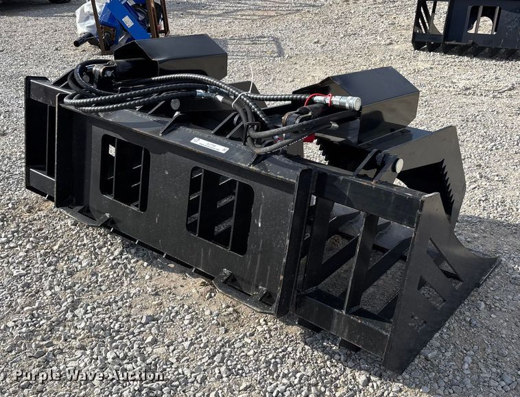 image for item EJ7789 GIYI HWG72 skid steer grapple bucket