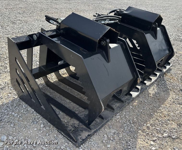 image for item EJ7789 GIYI HWG72 skid steer grapple bucket