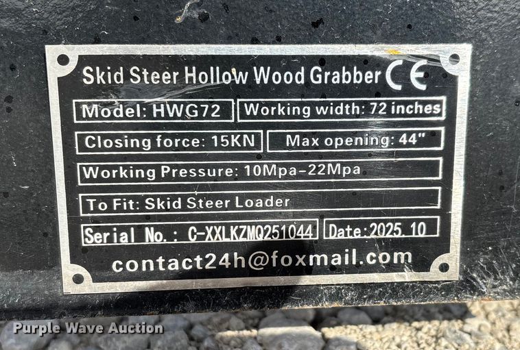 image for item EJ7789 GIYI HWG72 skid steer grapple bucket