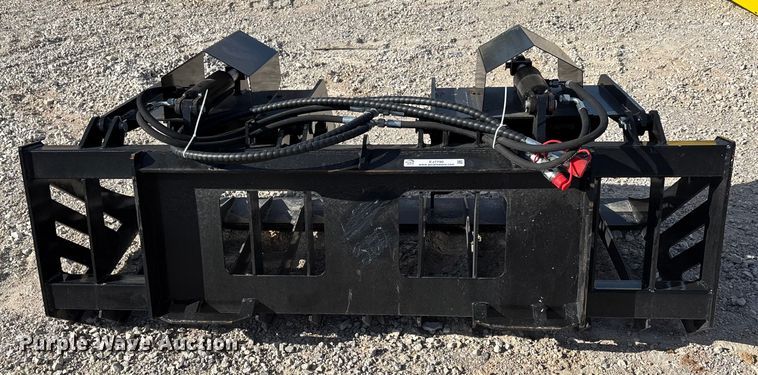 image for item EJ7790 GIYI HWG72 skid steer grapple bucket