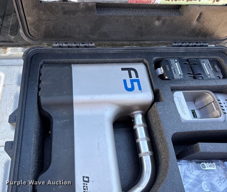 image for item EN0296 DigiTrak F5 locator