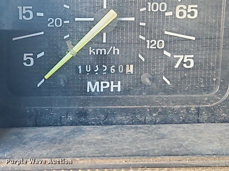 image for item EO4908 1998 Ford F800 tack distributor truck 