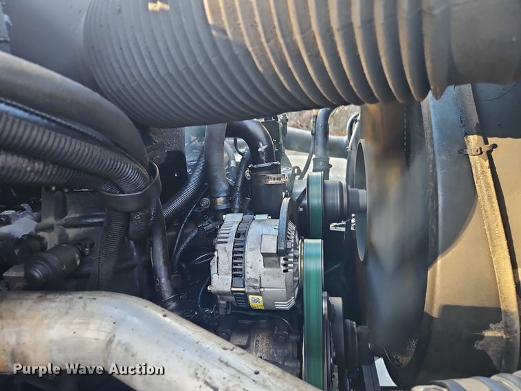 image for item EO4908 1998 Ford F800 tack distributor truck 