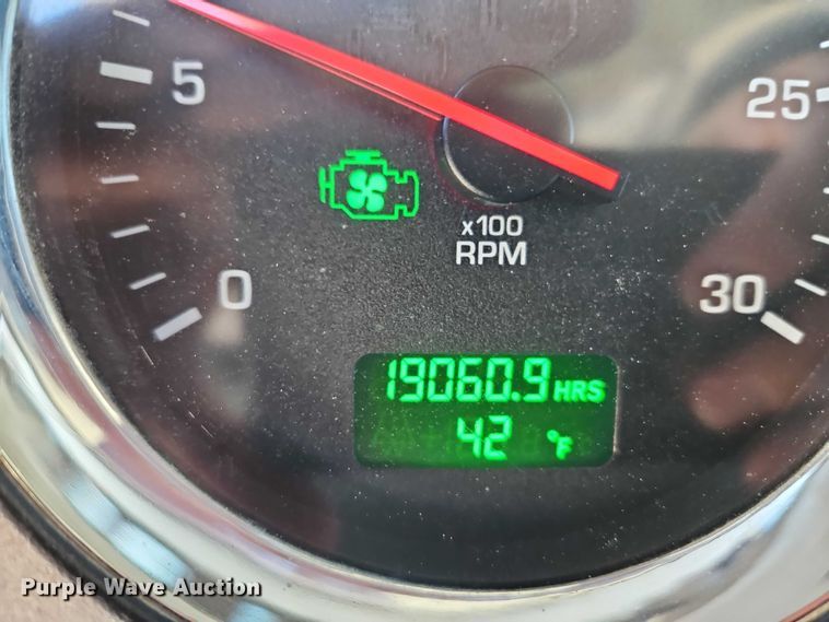 image for item EO4977 2014 Kenworth T660 Series semi truck