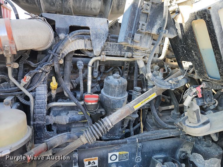 image for item EO4977 2014 Kenworth T660 Series semi truck