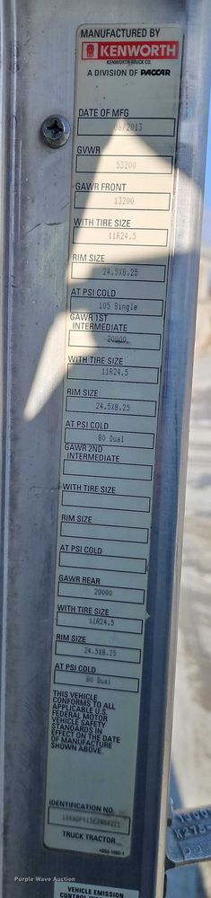 image for item EO4977 2014 Kenworth T660 Series semi truck