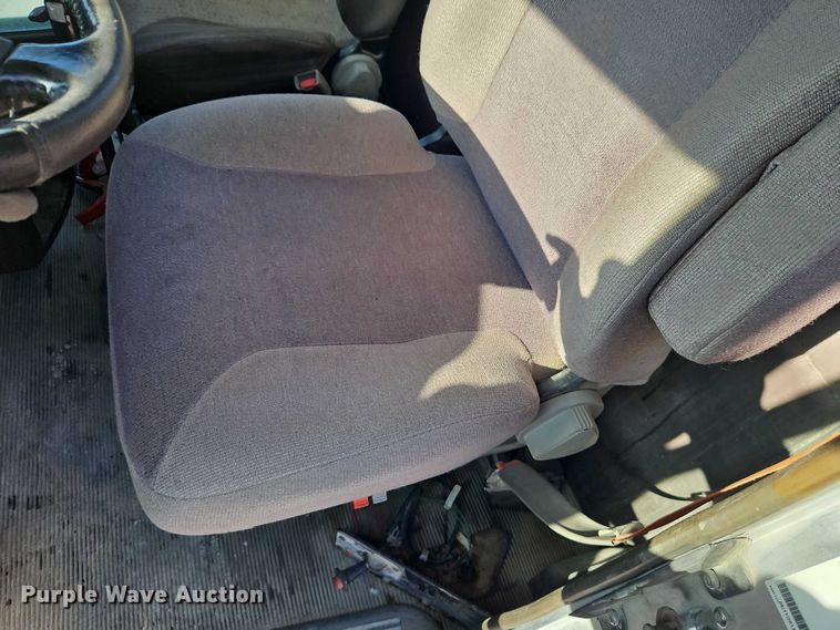 image for item EO4978 2014 Kenworth T660 Series semi truck