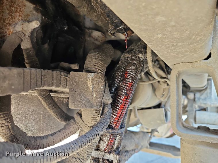 image for item EO4978 2014 Kenworth T660 Series semi truck