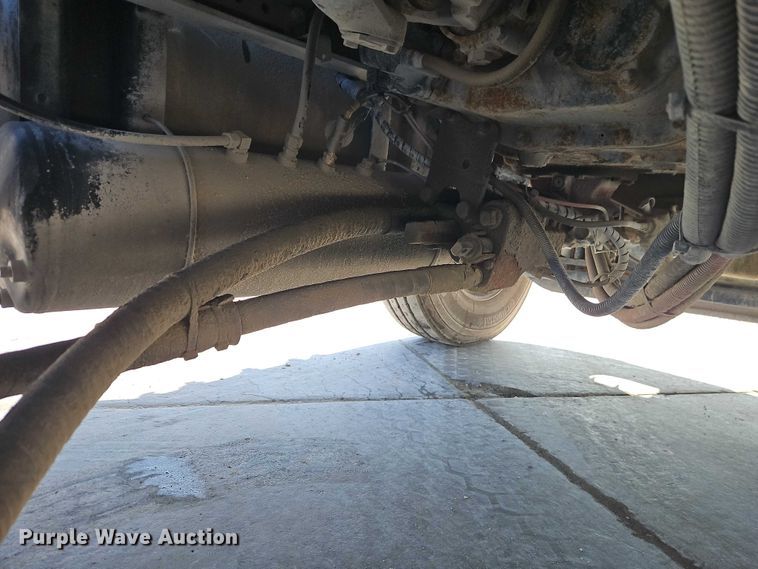 image for item EO4979 2015 Kenworth T680 semi truck