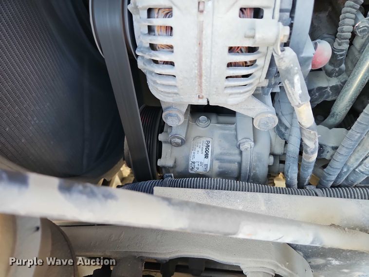 image for item EO4979 2015 Kenworth T680 semi truck