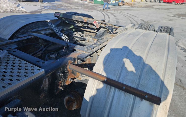 image for item EO4980 2013 Kenworth T660 semi truck