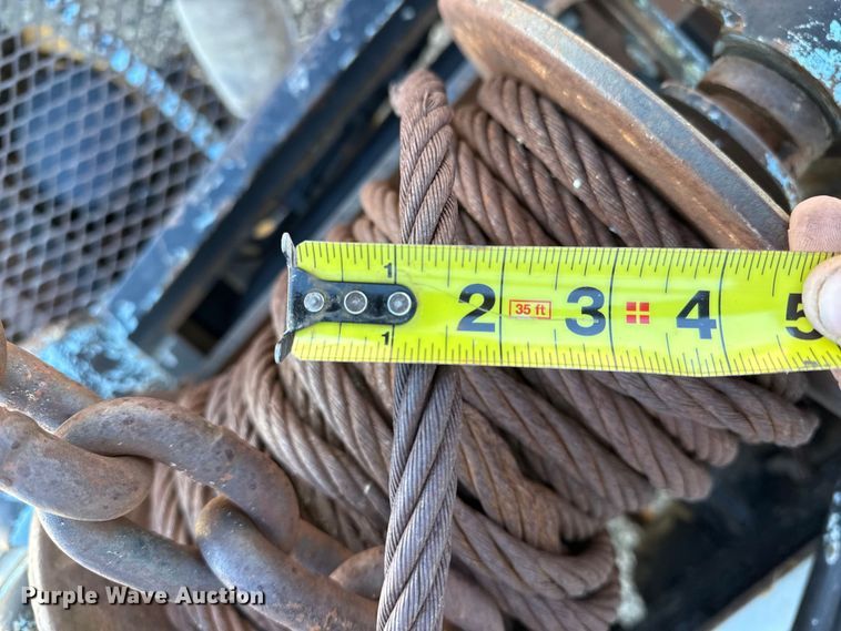 image for item EP2903 1990 White GMC reel truck