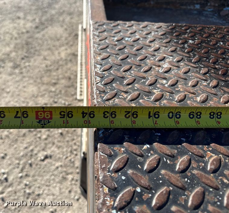 image for item EP2903 1990 White GMC reel truck