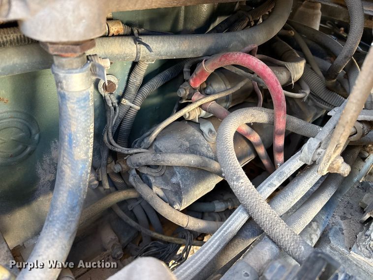 image for item EP2903 1990 White GMC reel truck