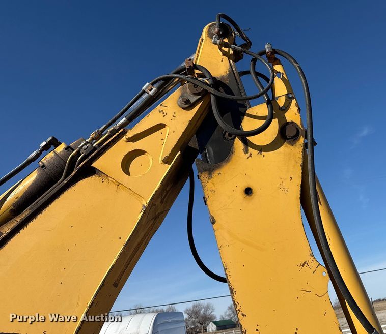 image for item EP2905 1998 John Deere 310SE backhoe