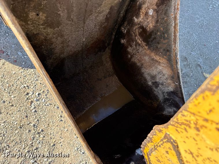 image for item EP2905 1998 John Deere 310SE backhoe