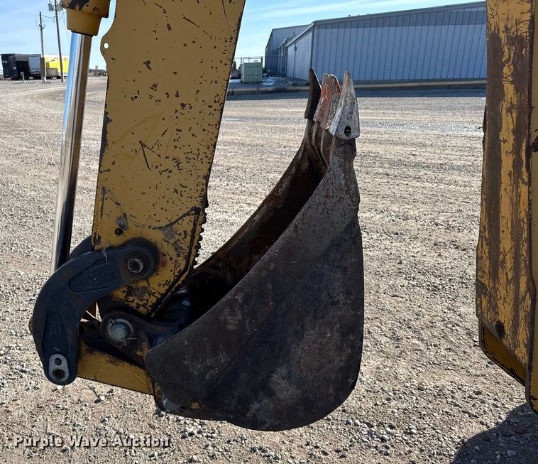 image for item EP2905 1998 John Deere 310SE backhoe