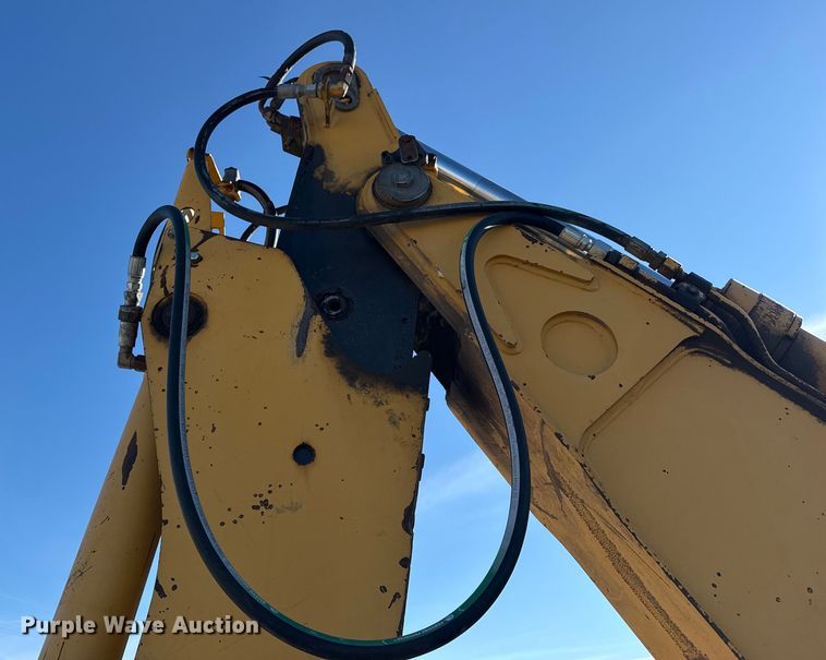 image for item EP2905 1998 John Deere 310SE backhoe