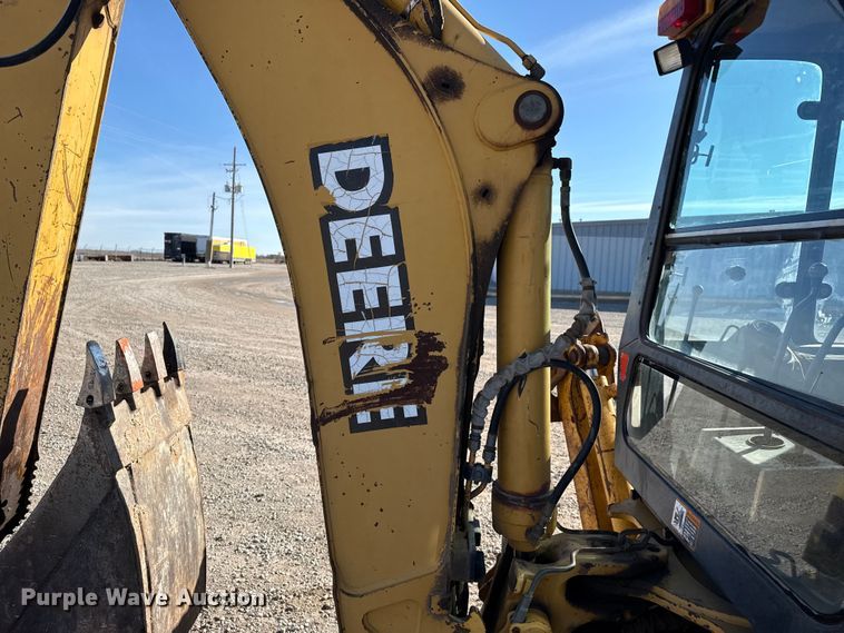 image for item EP2905 1998 John Deere 310SE backhoe