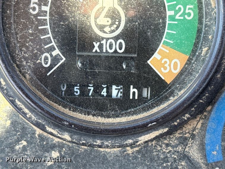 image for item EP2905 1998 John Deere 310SE backhoe