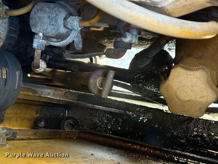 image for item EP2905 1998 John Deere 310SE backhoe