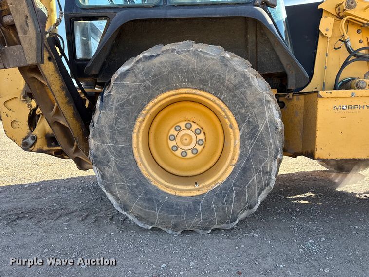 image for item EP2905 1998 John Deere 310SE backhoe