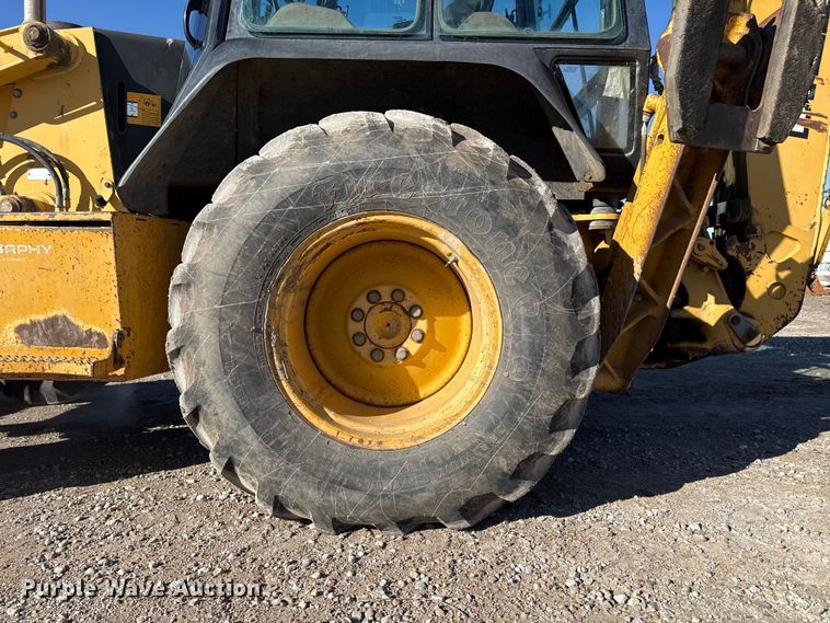 image for item EP2905 1998 John Deere 310SE backhoe