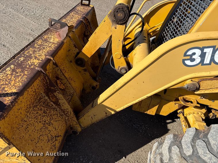 image for item EP2906 2004 John Deere 310SG backhoe