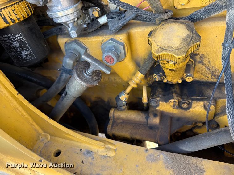 image for item EP2906 2004 John Deere 310SG backhoe