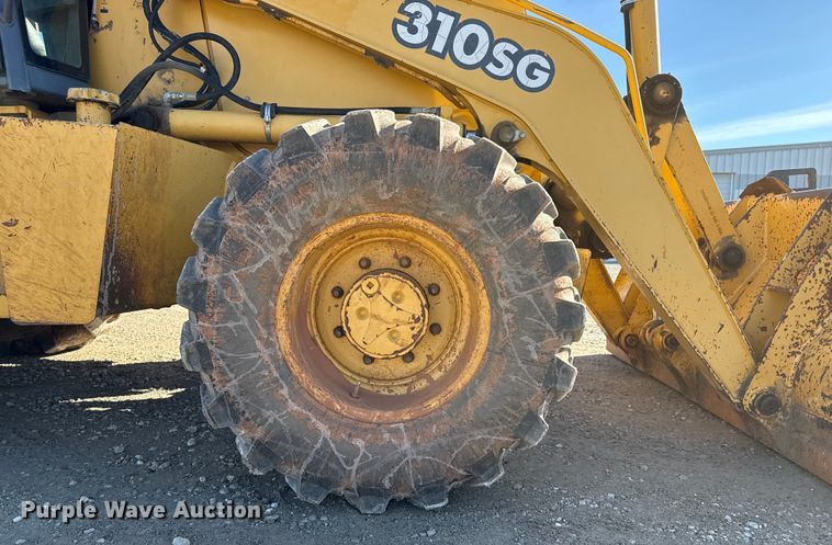 image for item EP2906 2004 John Deere 310SG backhoe