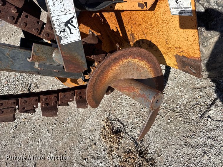 image for item EP2907 2001 Case 360 trencher