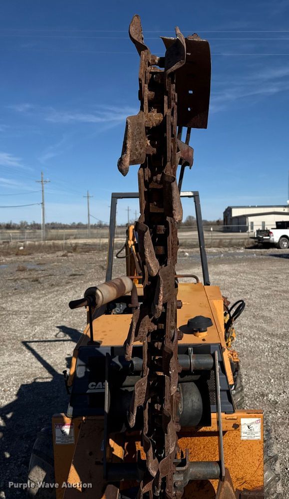 image for item EP2907 2001 Case 360 trencher