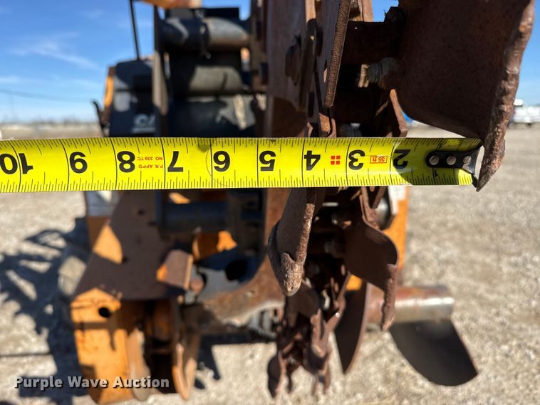 image for item EP2907 2001 Case 360 trencher