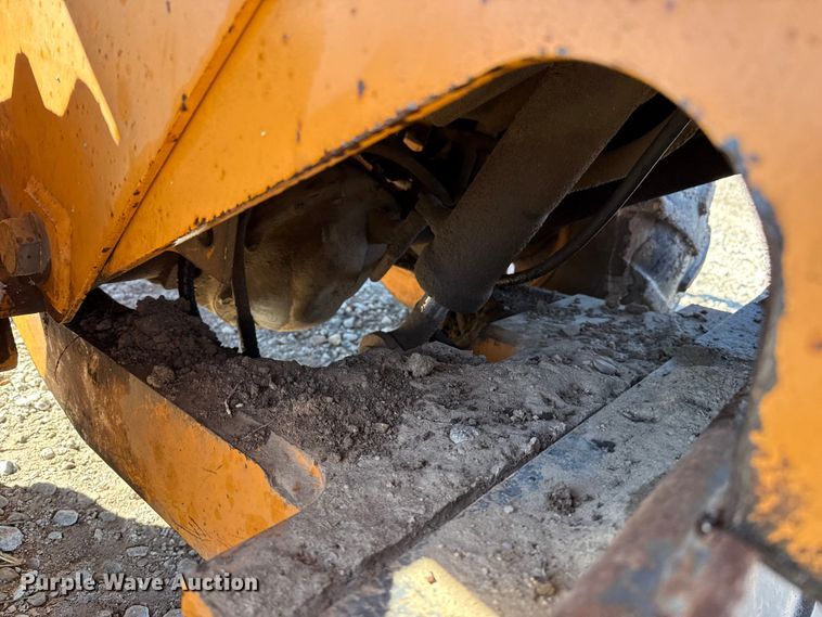 image for item EP2907 2001 Case 360 trencher