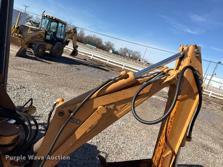 image for item EP2907 2001 Case 360 trencher