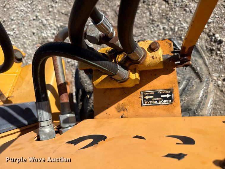 image for item EP2907 2001 Case 360 trencher