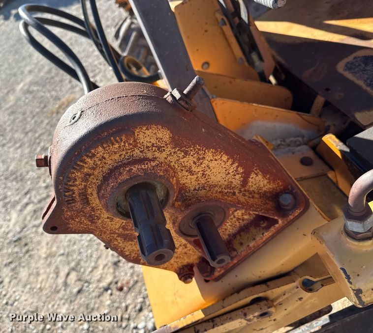 image for item EP2907 2001 Case 360 trencher