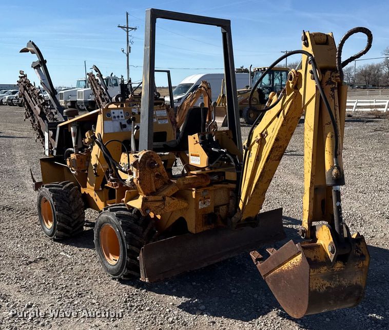 image for item EP2908 1995 Case 360 trencher