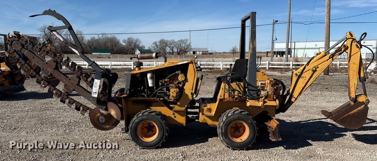 image for item EP2908 1995 Case 360 trencher