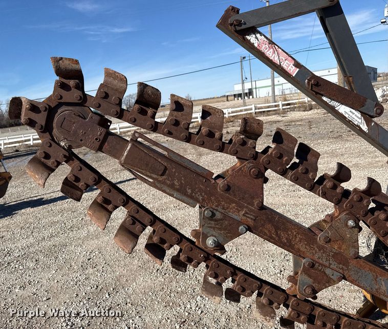 image for item EP2908 1995 Case 360 trencher