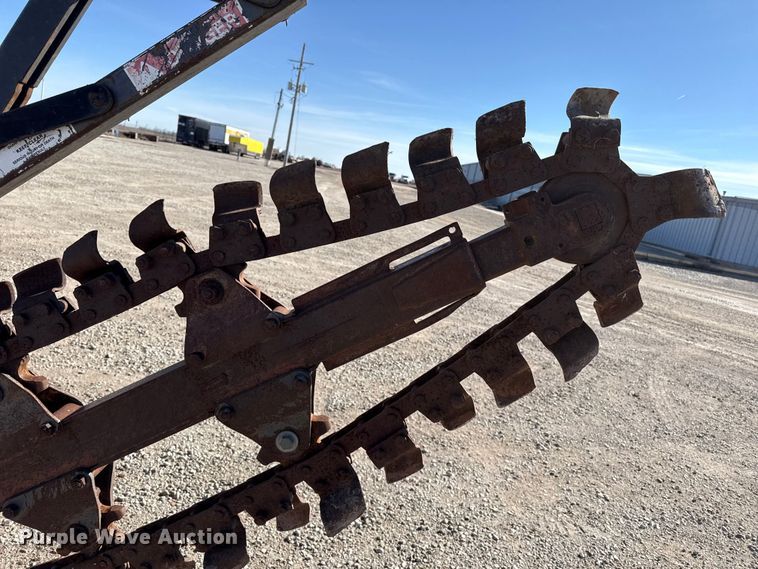 image for item EP2908 1995 Case 360 trencher