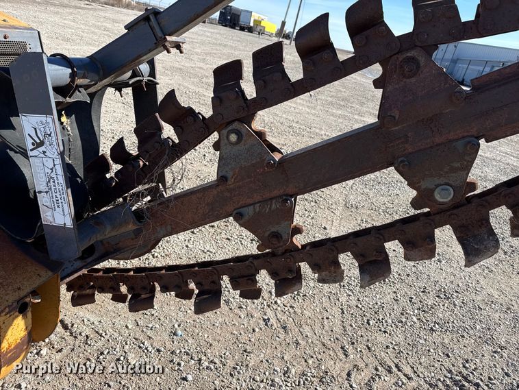 image for item EP2908 1995 Case 360 trencher