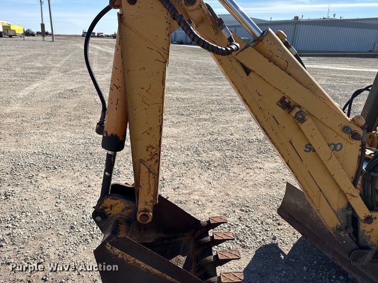 image for item EP2908 1995 Case 360 trencher