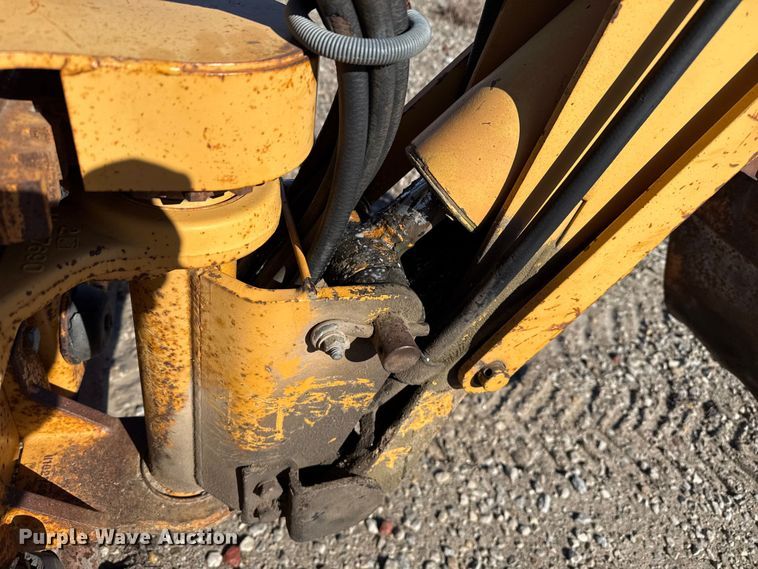 image for item EP2908 1995 Case 360 trencher