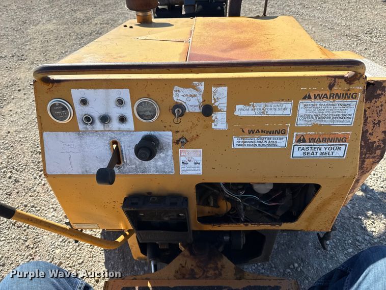 image for item EP2908 1995 Case 360 trencher