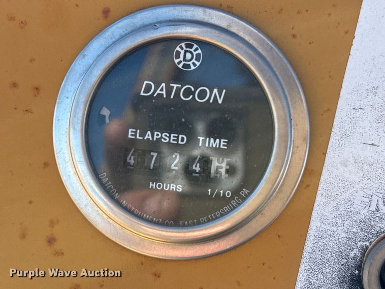 image for item EP2908 1995 Case 360 trencher