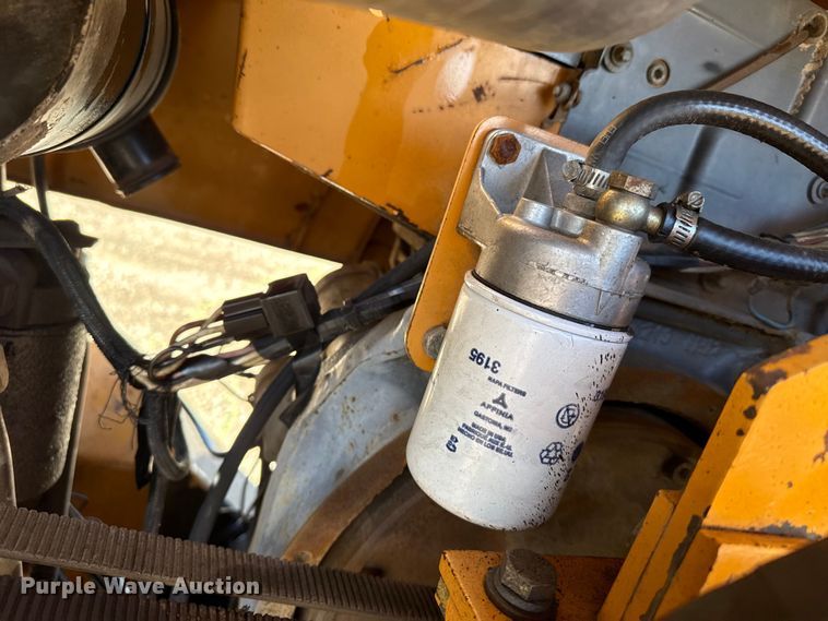 image for item EP2908 1995 Case 360 trencher